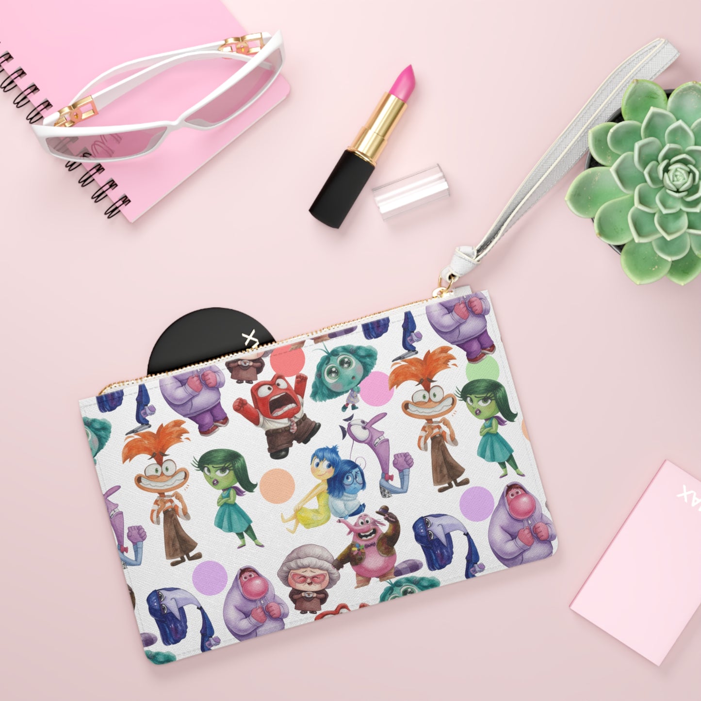 Riley’s Clutch Bag